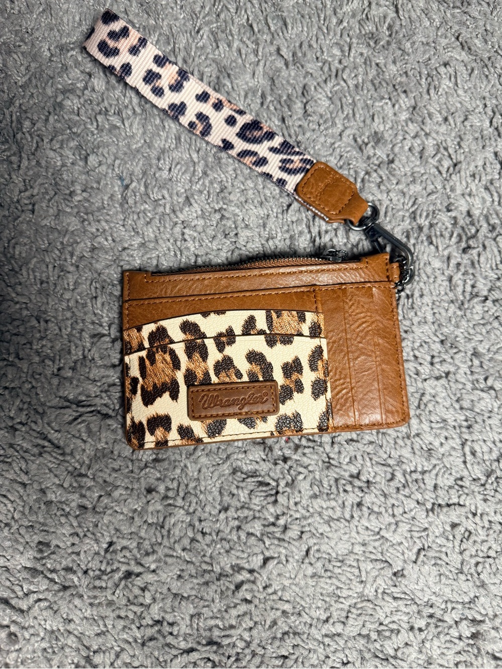 Wrangler Leopard Print Wristlet Card Case - Brown & Cream